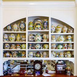 La Biscotteria - Our display of hand crafted Maiolica Deruta Pottery Jars for La Biscotteria.