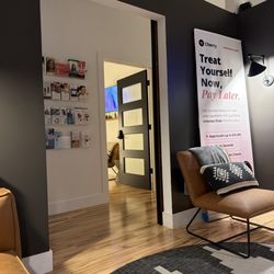 R&R Aesthetics & Wellness - Inside