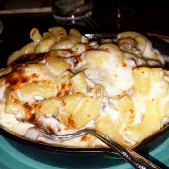 Flying Pig Pub & Kitchen - Pork Belly Mac and Cheese - Pubs Near Me - Oceanside, California