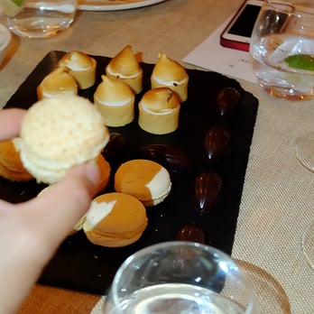 Balthazar - petit fours - French Near Me - London, XGL Balthazar - petit fours - French Near Me - London, XGL