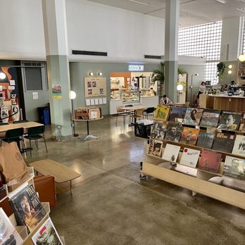 Citizen Vinyl - Vinyl Records Near Me - Asheville, North Carolina
