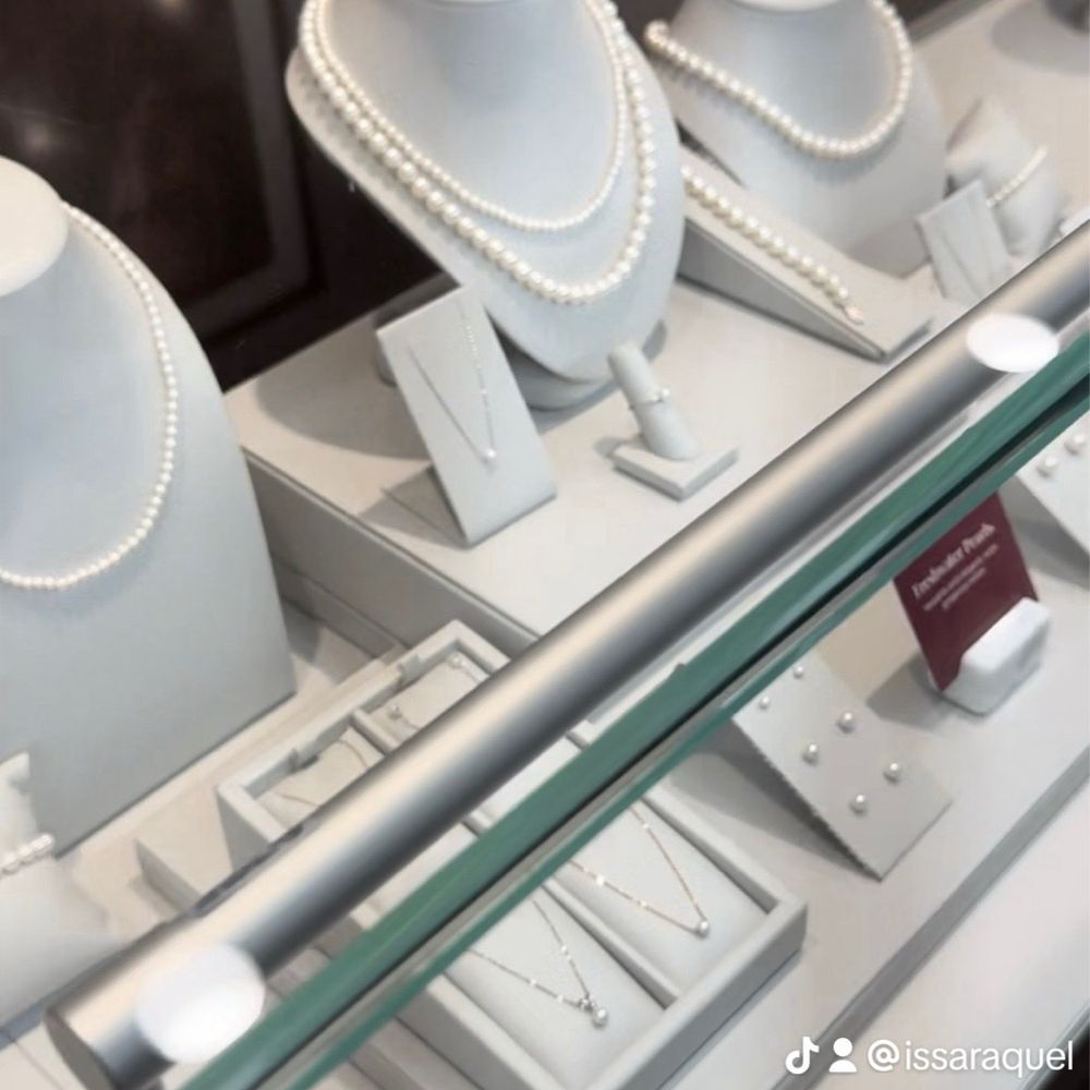 Pearl Display