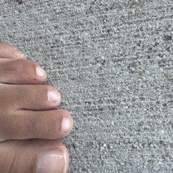 Happy Mani Pedi - Cut my toe :( didn't oil my feet well.