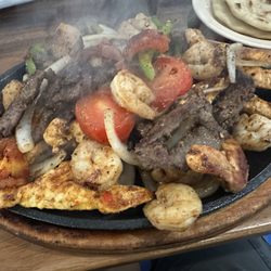 Los Cabos 2 - Mixed Fajitas Trio
