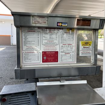 MINNETONKA DRIVE-IN RESTAURANT - Updated March 2026 - 53 Photos & 74 ...