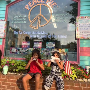 Peace Pie - Ice Cream & Frozen Yogurt Near Me - Cape May, New Jersey