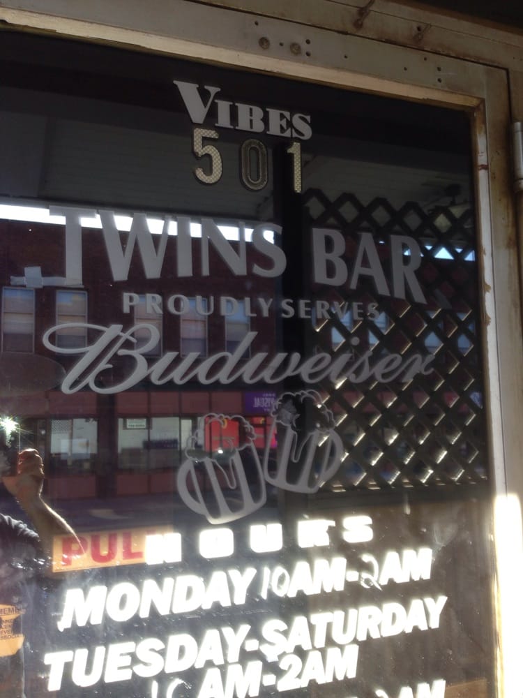TWINS BAR - Updated March 2025 - 501 E 4th St, Duluth, Minnesota - Beer ...