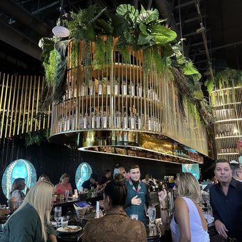CVI.CHE 105 - Inside Happy Hour - Peruvian Near Me - Coral Gables, Florida