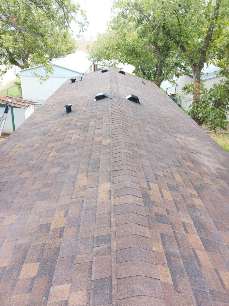 Slide of L&J Gonzalez Roofing