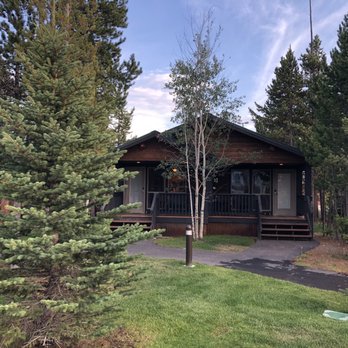 Explorer Cabins at Yellowstone - Explorer Cabins - Hotels Near Me - West Yellowstone, Montana Explorer Cabins at Yellowstone - Explorer Cabins - Hotels Near Me - West Yellowstone, Montana