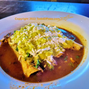 Gasoline Ray's Dive Bar - a plate of food - Tacos Near Me - El Paso, Texas