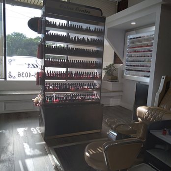 Queenie Nails & Spa - Refill day - Waxing Near Me - Westwood, Massachusetts