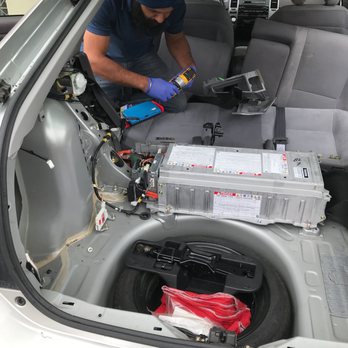 Hybrid Battery Swap - Technician came and replaced my battery right in my driveway. - Battery Stores Near Me - Fairfield, California Hybrid Battery Swap - Technician came and replaced my battery right in my driveway. - Battery Stores Near Me - Fairfield, California