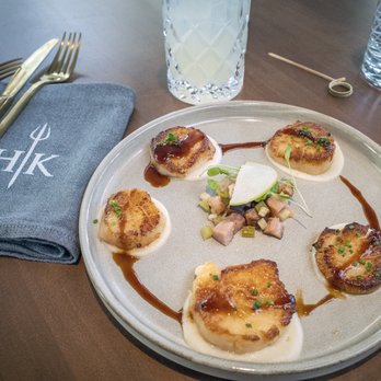 Gordon Ramsay Hell's Kitchen - The pan-seared scallops. - Desserts Near Me - Washington, DC, District of Columbia