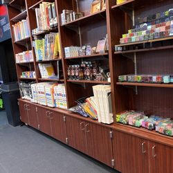 Gamers Guild AZ - More dice card holders, and strategy books