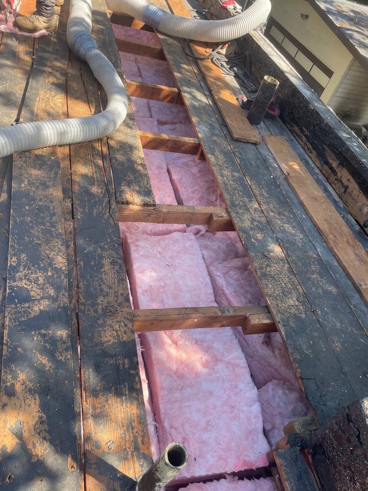 Slide of Dominguez Roofing