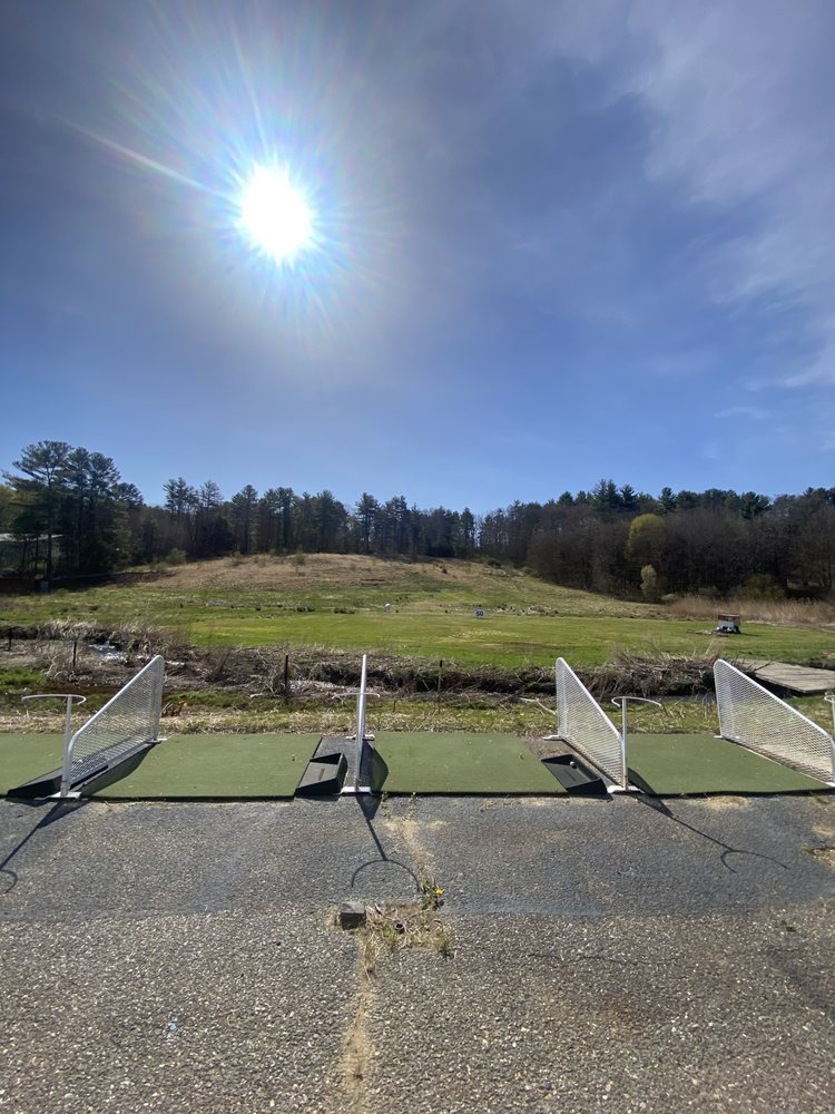 Charlton Driving Range Logo