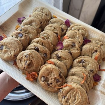 Zest Bakery - Chocolate Chip Cookie W/ fleur de sal - Bakeries Near Me Zest Bakery - Chocolate Chip Cookie W/ fleur de sal - Bakeries Near Me