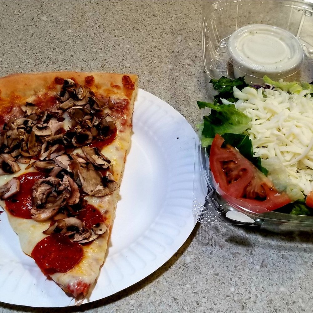 Baldwin Park Pizza - Lunch special - Pizza Near Me - Baldwin Park, California