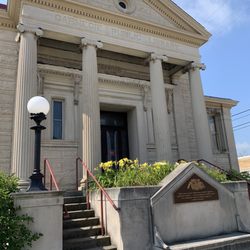 Shelby County Public Library - The original Carnegie funded facade