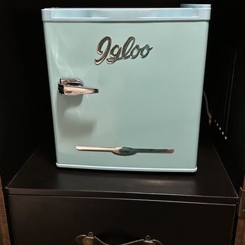 Hotel Ylem - Cute vintage room refrigerator - Hotels Near Me - Houston, Texas