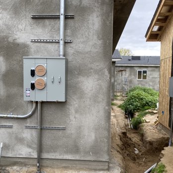 MH Electric - 400 amp two meeter panel - Electricians Near Me MH Electric - 400 amp two meeter panel - Electricians Near Me