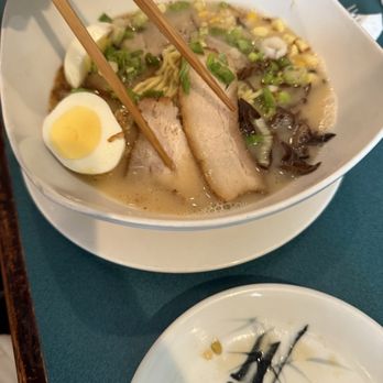 Noodle cafe - Asian Fusion Near Me - Newport, Oregon