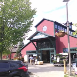 Gardener's Supply Williston Garden Center & Outlet