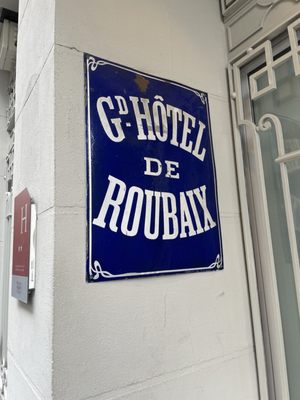 Hôtel de Roubaix by null