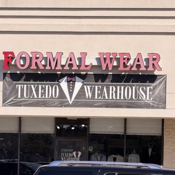 Tuxedo Wearhouse - Outside signage - Formal Wear Near Me - Chesapeake, Virginia Tuxedo Wearhouse - Outside signage - Formal Wear Near Me - Chesapeake, Virginia
