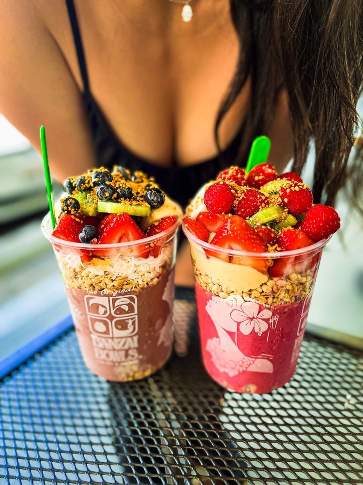 BANZAI BOWLS Updated June 2024 656 Photos & 1084 Reviews 488 E