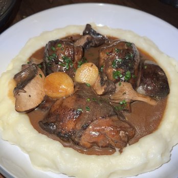 Perle Restaurant - Cow Au Vin - New American Near Me - Pasadena, California Perle Restaurant - Cow Au Vin - New American Near Me - Pasadena, California