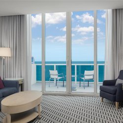 Hotel Maren Fort Lauderdale Beach, Curio Collection by Hilton - Guest room