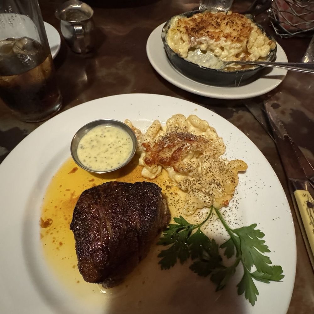 Walt's Hitching Post - Filet with mac & cheese - New American Near Me - Fort Wright, Kentucky Walt's Hitching Post - Filet with mac & cheese - New American Near Me - Fort Wright, Kentucky