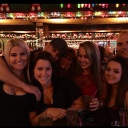 Lamp Post Lounge - EvErYoNe is HaPpY! .... Until you get in troublelol