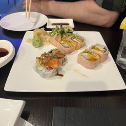 Disappointing sushi....not what was advertised. (Advertised/prior review photos look nothing like this). Disgusting at best. Disappointing sushi....not what was advertised. (Advertised/prior review photos look nothing like this). Disgusting at best.