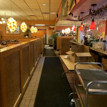 China Chef - Entrance to main dining area - Chinese Near Me - Morton Grove, Illinois