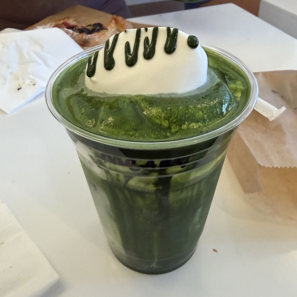 Re Coffee - Matcha Einspanner - Desserts Near Me - Northridge, California