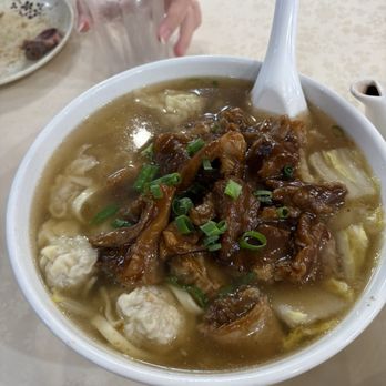 Kevin's Kitchen - Beef wonton noodles - Hong Kong Style Cafe Near Me - Honolulu, Hawaii