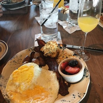 Haywire - Ranch Hand Breakfast and mimosa - New American Near Me - Plano, Texas