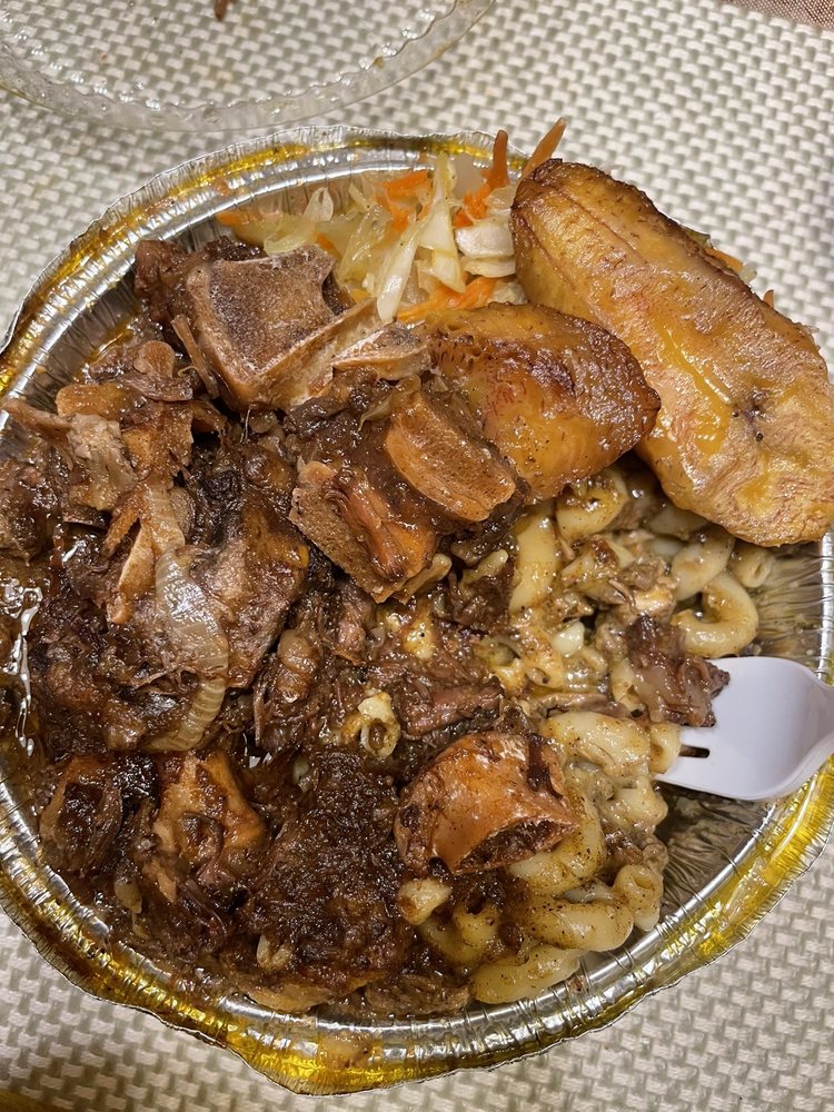 GRAND MANGO CARIBBEAN RESTAURANT Updated September 2024 35 Photos