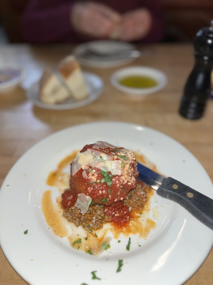 TAVOLA TRATTORIA Updated May 2024 603 Photos & 550 Reviews 108 SE