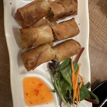 The Thonglor - Veggie spring roll - Thai Near Me - San Francisco, California The Thonglor - Veggie spring roll - Thai Near Me - San Francisco, California