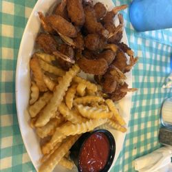 Lucy's Place - Shrimp Basket