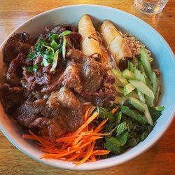 The Crab Hut - My favorite noodle with spring rolls and grilled pork