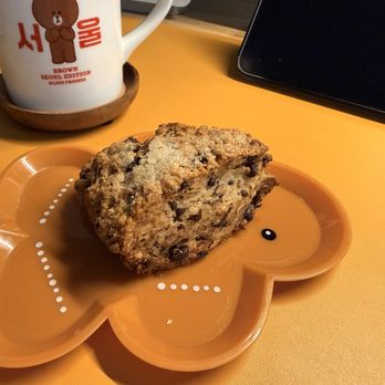 SRJC Alex Ling Bakery - Banana chocolate scone - Bakeries Near Me - Santa Rosa, California SRJC Alex Ling Bakery - Banana chocolate scone - Bakeries Near Me - Santa Rosa, California
