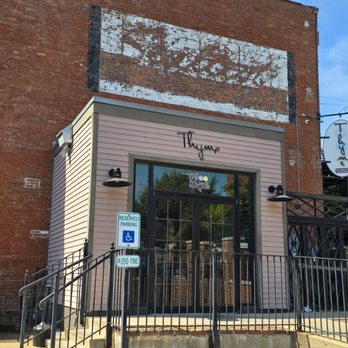 Thyme Kitchen and Craft Beer - Outdoor photo of entrance - Gastropubs Near Me - Peoria, Illinois