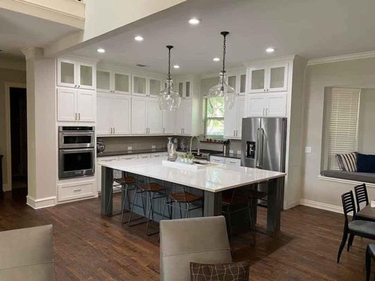 Lampton Roofing Logo