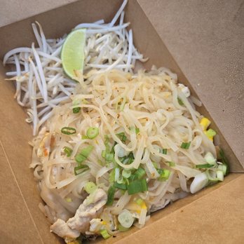 The Pad Thai Stand - Central pad thai with chicken - Thai Near Me - San Diego, California