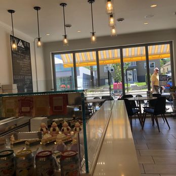 Chocorrant Patisserie & Cafe - Desserts Near Me - Edmonton, Alberta Chocorrant Patisserie & Cafe - Desserts Near Me - Edmonton, Alberta